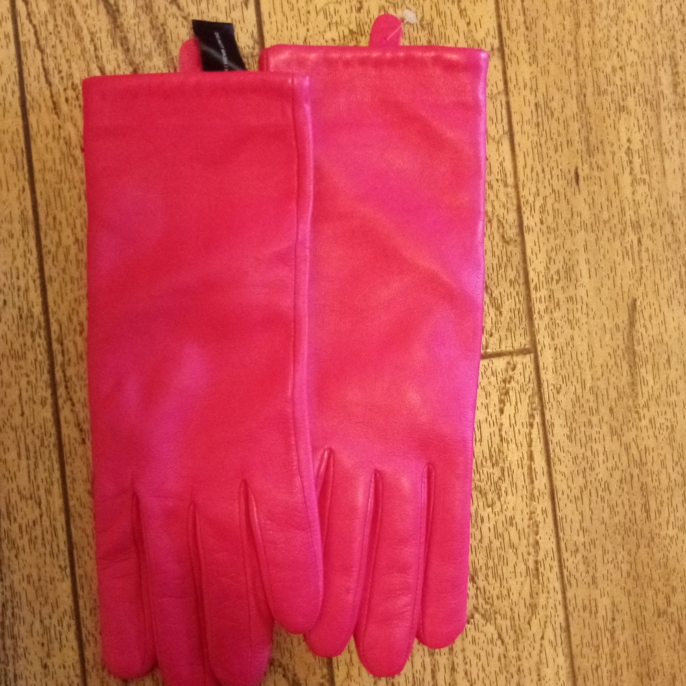 Gloves